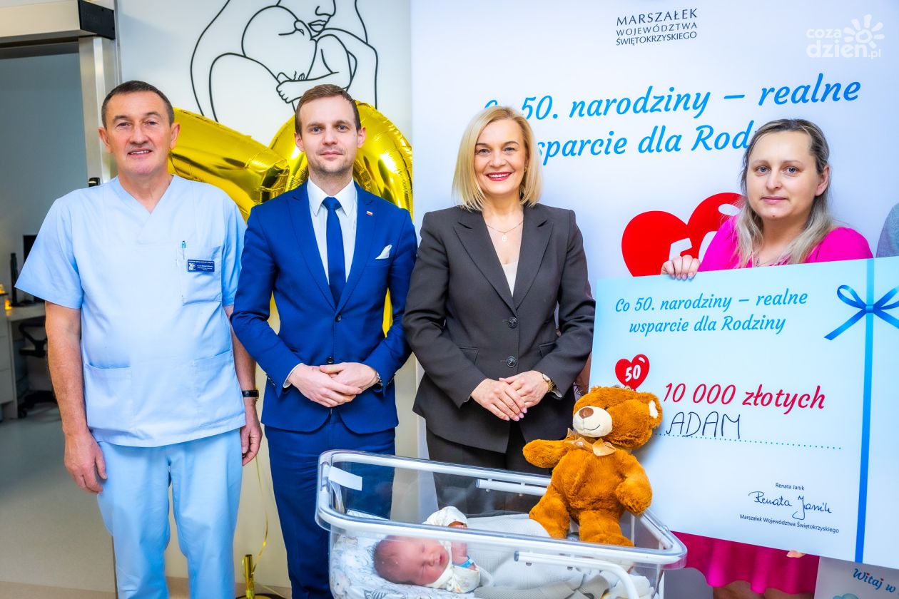 Setne dziecko w 2026 roku urodzone w WSzZ w Kielcach. Rodzice Adasia otrzymali 10 tys. zł wsparcia