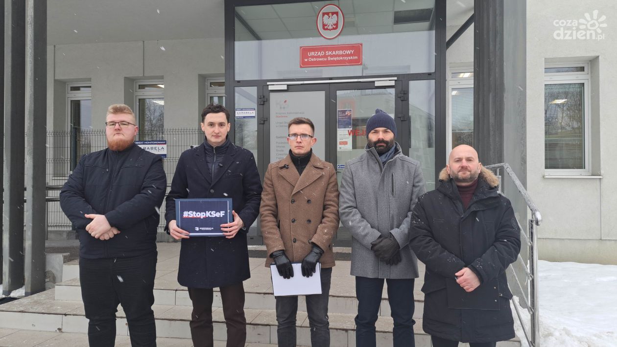 Konfederacja sprzeciwia się wprowadzaniu KSeF i wytyka rządowi hipokryzję