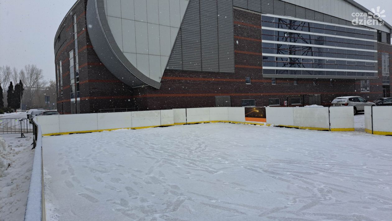 Ostrowiecki MOSiR zaprasza na lodowisko