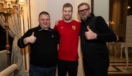 Pierwszy wywiad Simona Gustafsona po transferze do Korony: „Wiem, że przede mną ekscytujący czas”