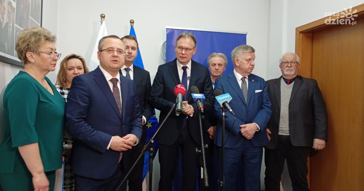 Konferencja PiS w Kielcach: Mercosur zagrożeniem dla rolnictwa, Siarkopol pominięty przy kluczowych inwestycjach