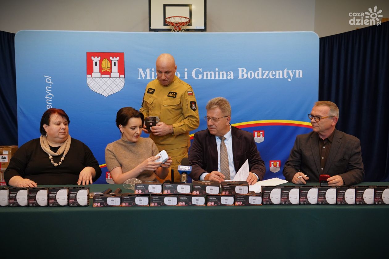 Walka z „cichym zabójcą”. Tysiące czujników czadu dla mieszkańców regionu