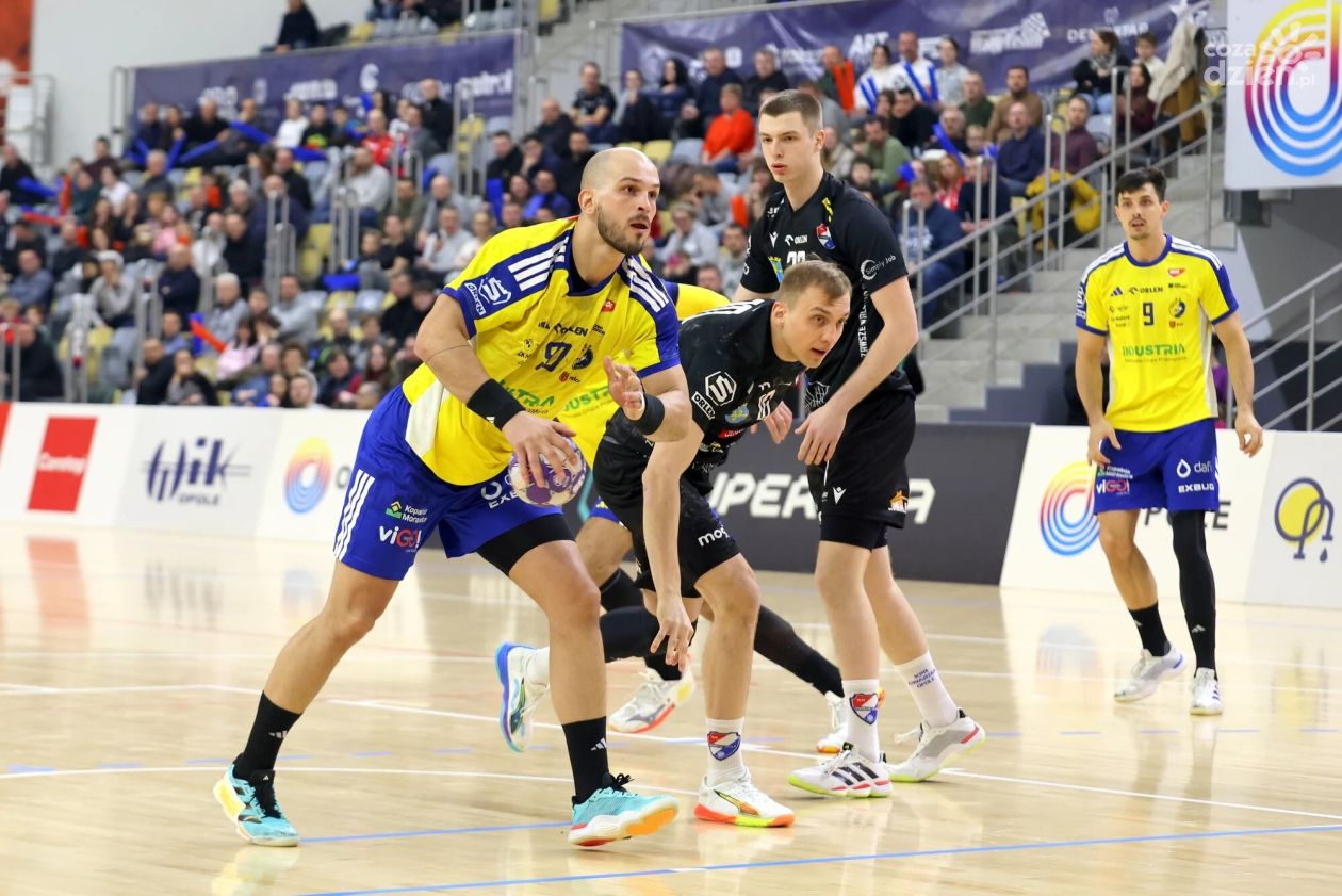 Dobry występ i pewny awans do półfinału Pucharu Polski! Corotop Gwardia Opole 20:32 Industria Kielce