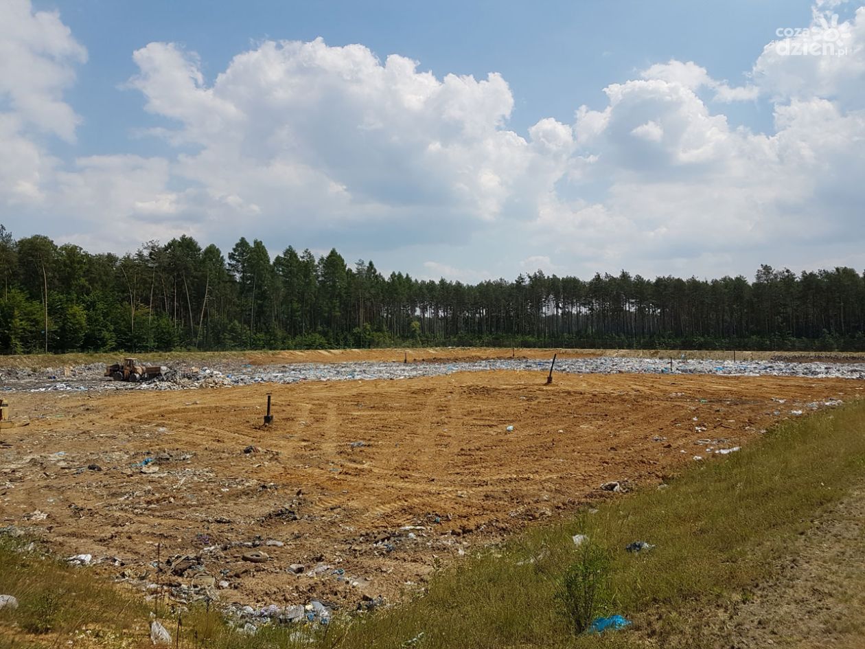 Na terenie ZUO Janik powstaje trzecia kwatera na odpady komunalne. Połowa prac już wykonana