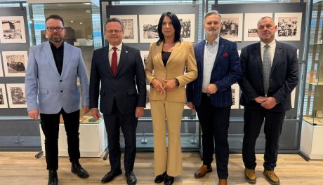 Wizyta wiceszefa Komisji Obrony Narodowej w Mesko. Produkcja amunicji i rozwój infrastruktury na imponującą skalę