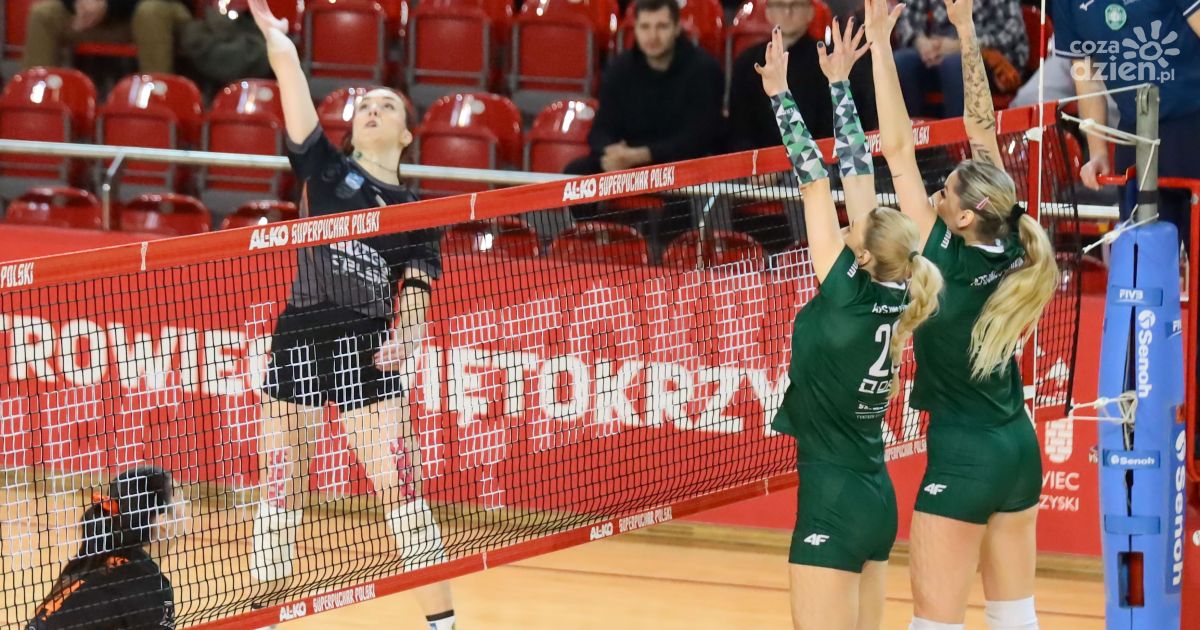 Pięć setów i wygrana KSZO SMS