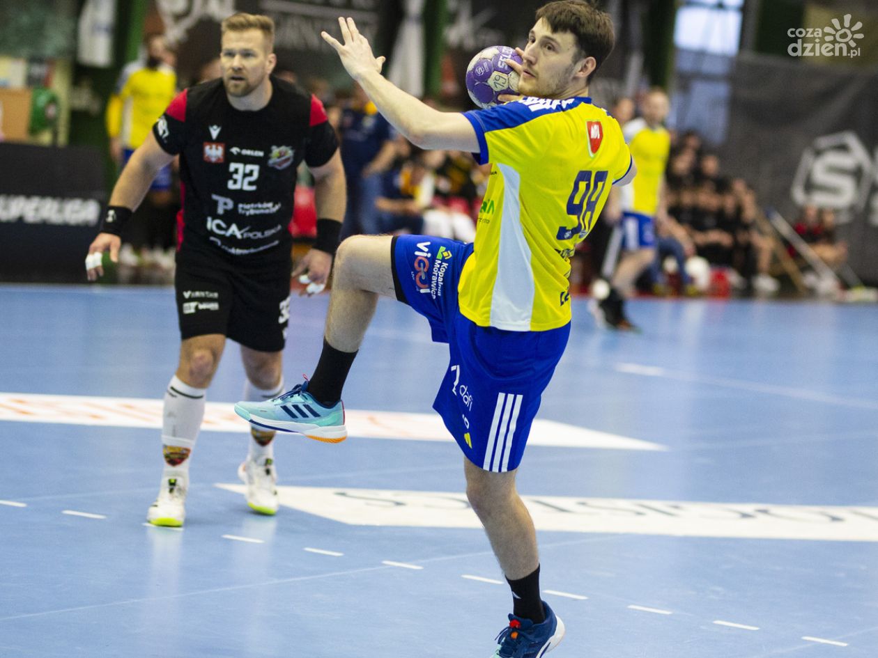 Industria bez litości w Piotrkowie. Świetny występ Jarosiewicza i wysoka wygrana. Piotrkowianin Piotrków Trybunalski – Industria Kielce 22:41 (14:19)