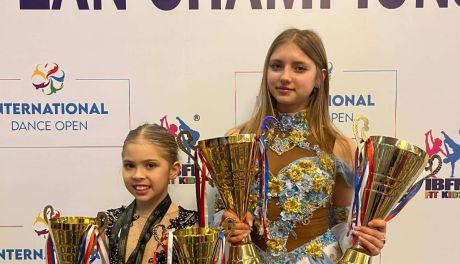 Lawina medali dla UKS Black White Ostrowiec na Mistrzostwach Europy IBFF Fit Kids