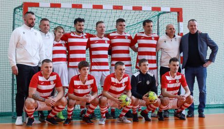 Sędziowie piłkarscy grali o puchar przewodniczącego kolegium sędziów