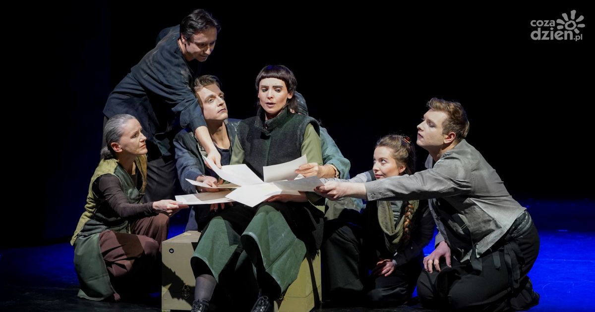 „Moja wyspa”, czyli teatr poza słowem. Pantomimiczna podróż do świata emocji w kieleckim „Kubusiu”