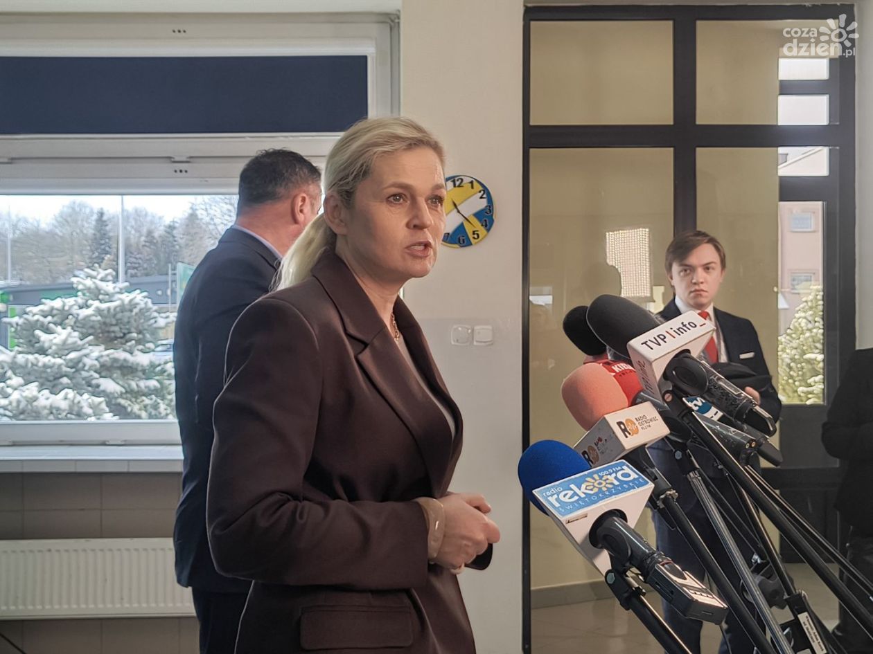 Barbara Nowacka spotkała się z nauczycielami ze świętokrzyskiego. Wyjaśniała jak wprowadzać reformę