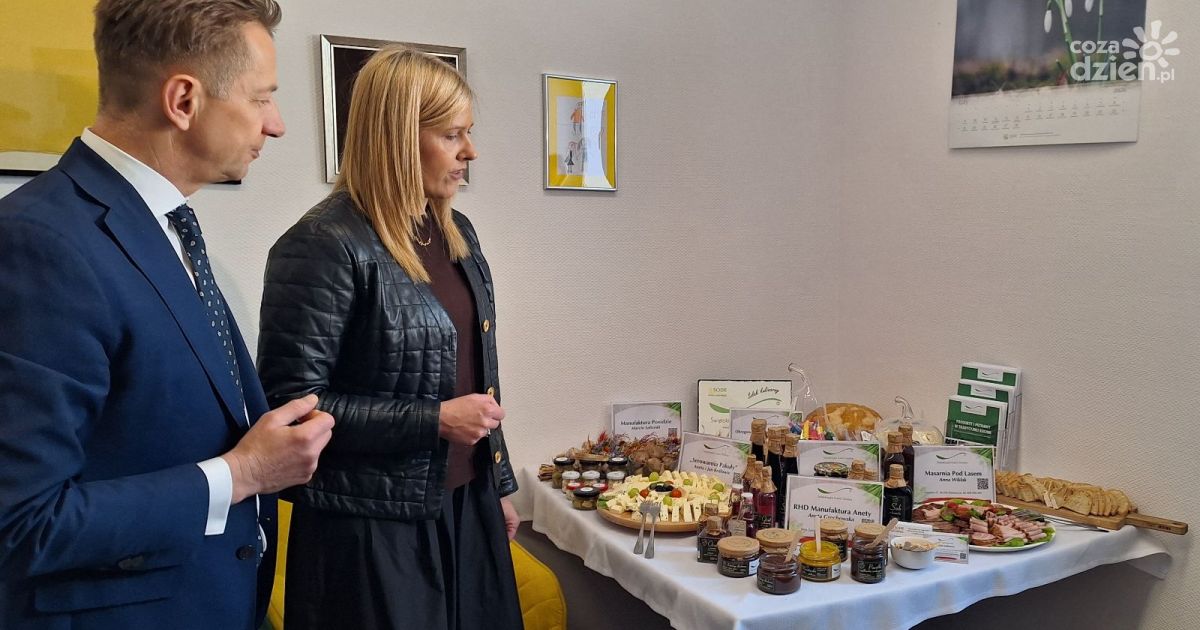 Śniadanie z mediami o wsparciu rolników i rozwoju marki Świętokrzyska Kuźnia Smaków