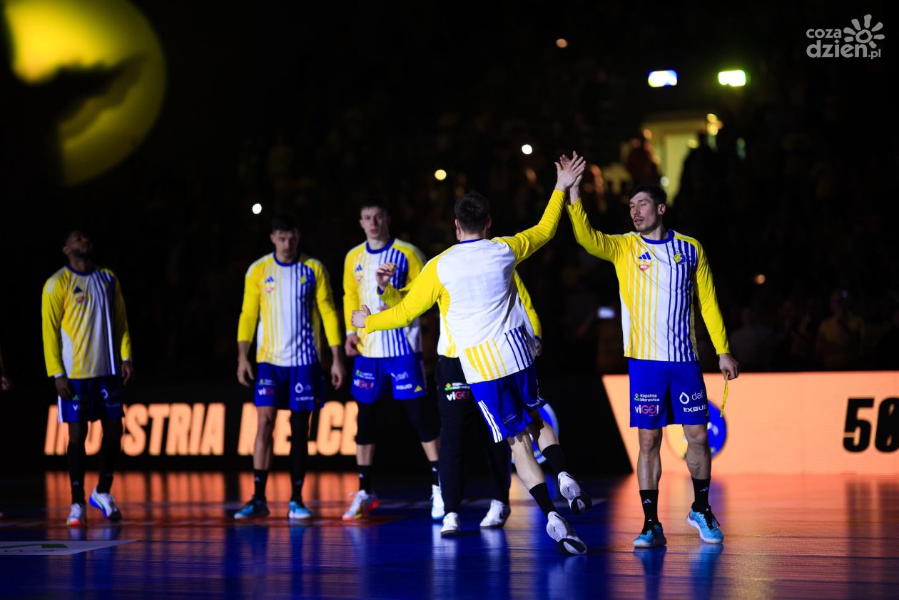 Świetna końcówka meczu i wygrana w Lidze Mistrzów. Industria Kielce 36:35 ONE Veszprém