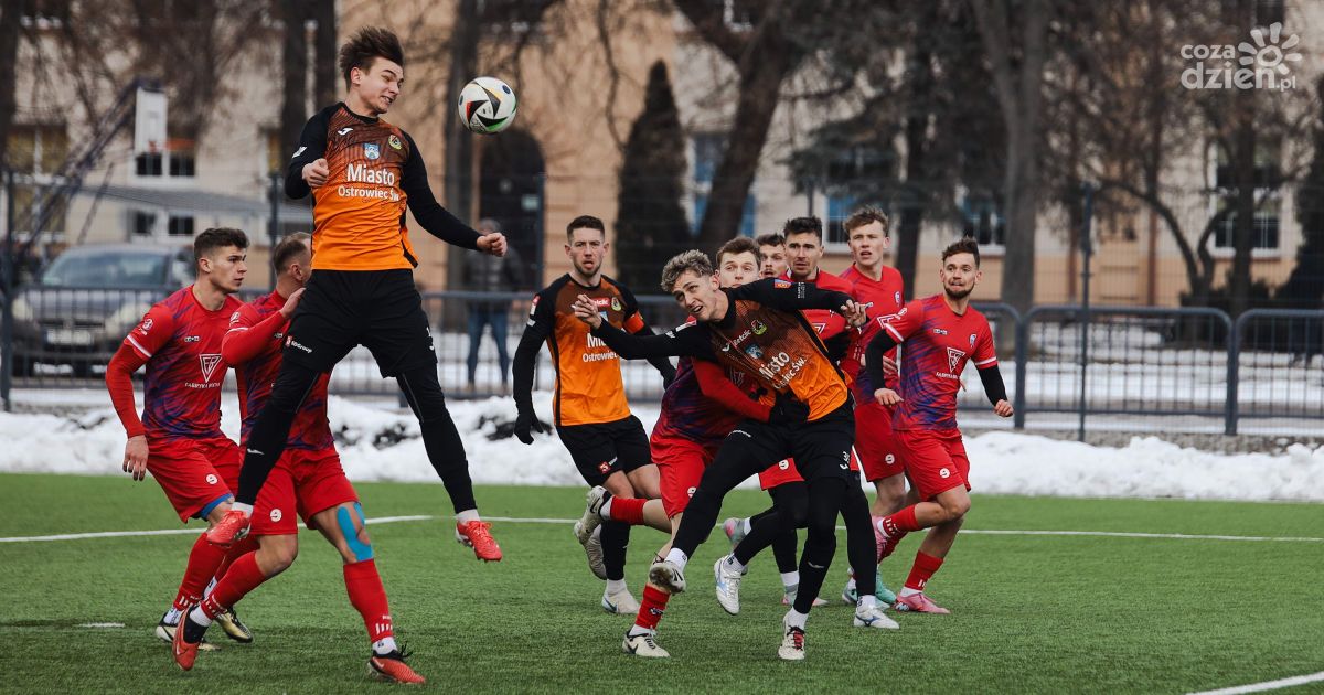 KSZO 1929 Ostrowiec Św. - Broń Radom - sparing [ZDJĘCIA]