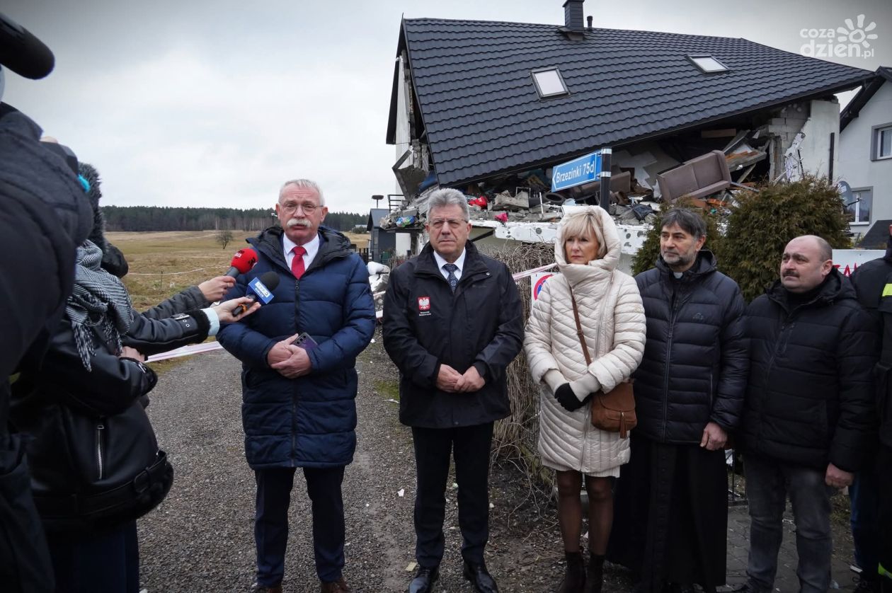 Wybuch gazu w Brzezinkach. Wojewoda Józef Bryk odwiedził poszkodowaną rodzinę