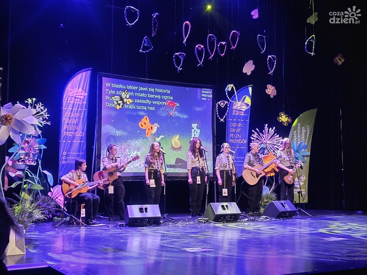 Chusty Przyjaźni wręczone. Radio Rekord uhonorowane 