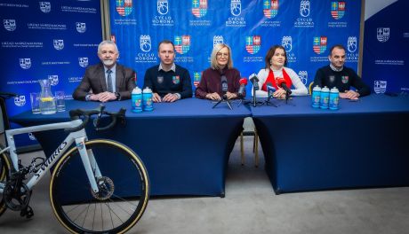 Świętokrzyskie dalej stawia na kolarstwo. Nowa umowa z MKS Cyclo Korona do 2026 roku