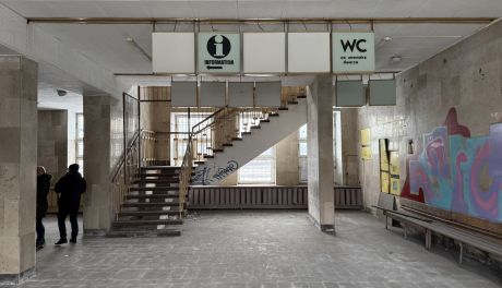 Projektowany jest remont dworca kolejowego w Ostrowcu Świętokrzyskim. Gmina planuje nowe miejsca parkingowe