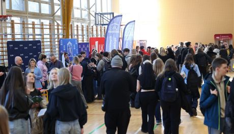 Inauguracja III edycji Świętokrzyskich Targów Edukacyjnych w Ostrowcu Św. (foto)