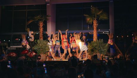 Blisko 1200 osób na urodzinowej imprezie Basenów Tropikalnych