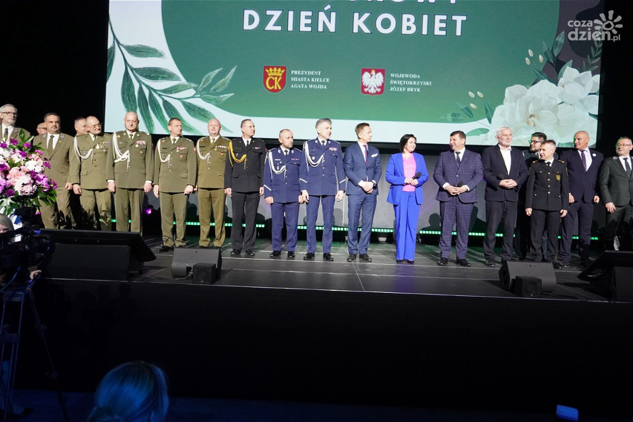 Mundurowy Dzień Kobiet w Kielcach. Ponad 550 funkcjonariuszek na wyjątkowej uroczystości