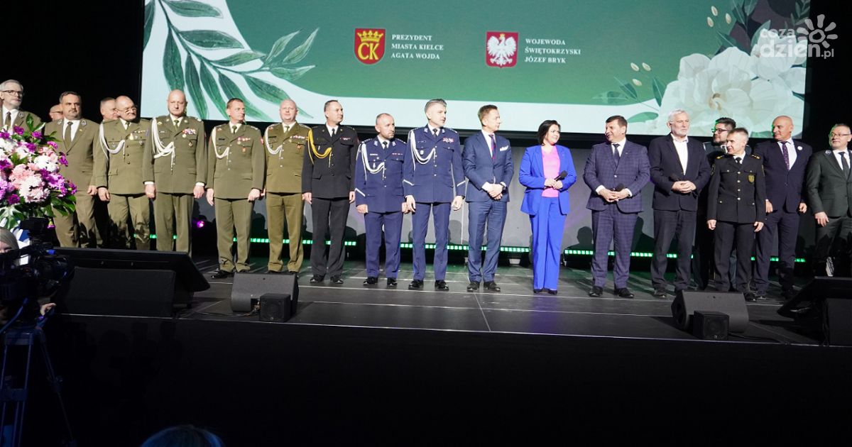Mundurowy Dzień Kobiet w Kielcach. Ponad 550 funkcjonariuszek na wyjątkowej uroczystości