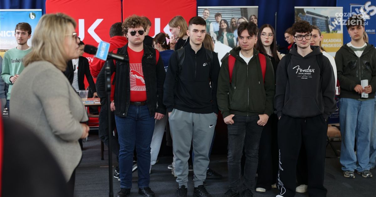 ŚWIĘTOKRZYSKIE TARGI EDUKACYJNE po raz trzeci w Starachowicach. Maturzyści poznają ofertę uczelni