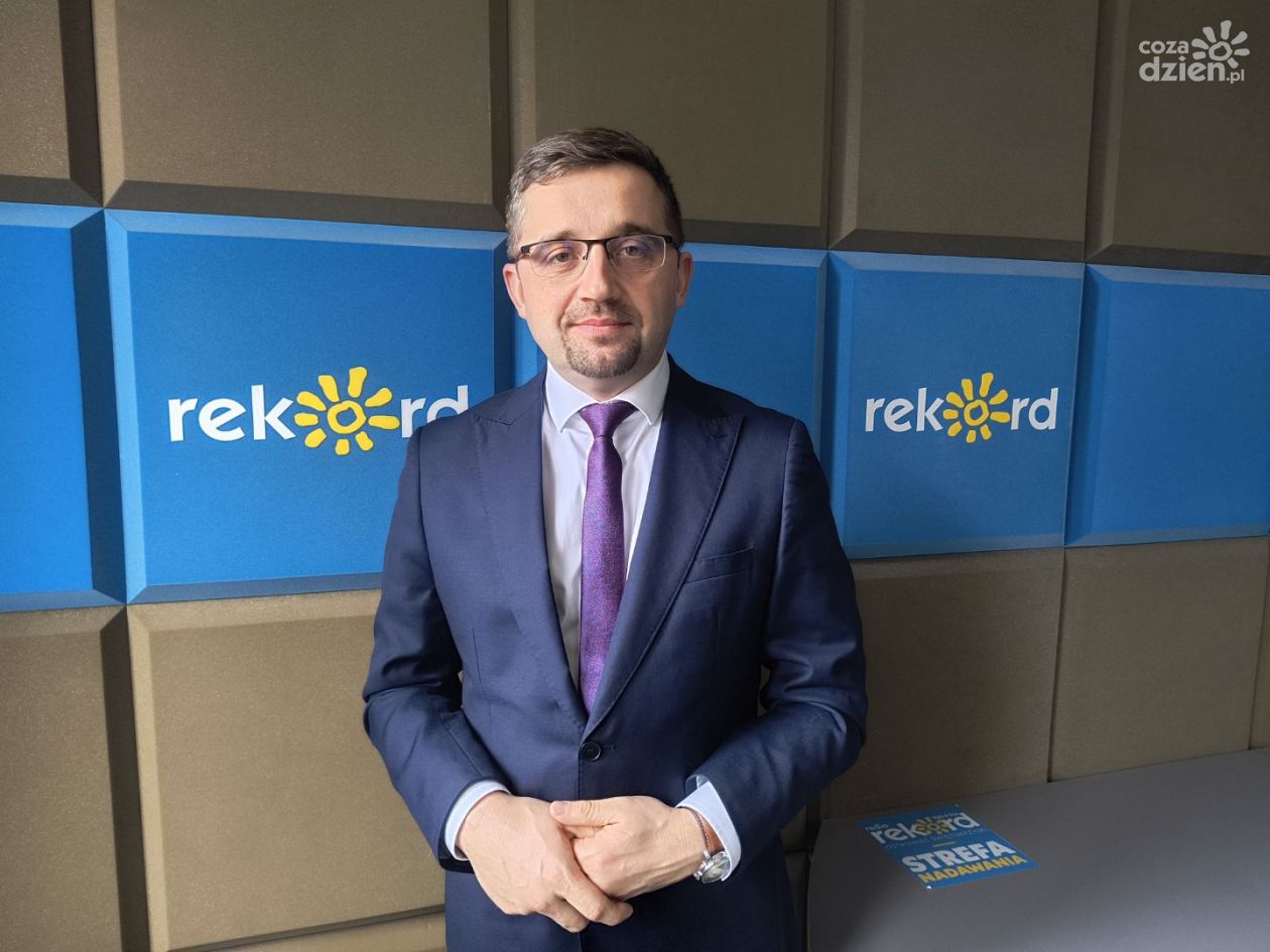 H. Żądło: mamy kilka pomysłów na zagospodarowanie budynku po szkole w Okole