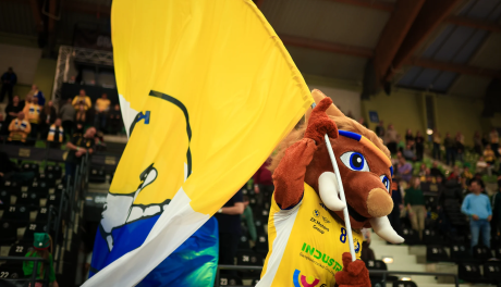 INDUSTRIA zwiększa wsparcie finansowe dla Iskry Kielce przed najważniejszymi meczami sezonu