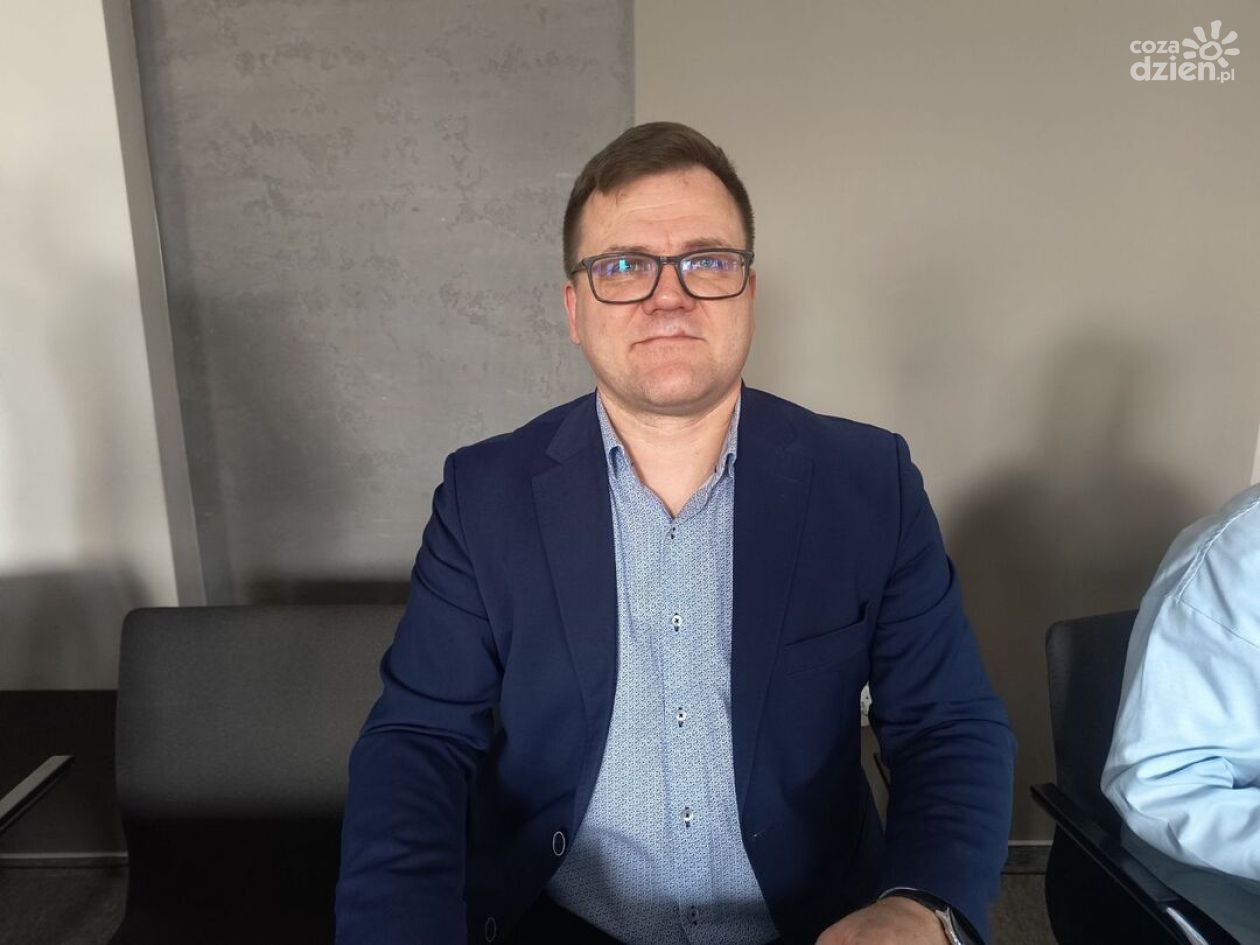 Prezydencki klub w Ostrowcu Świętokrzyskim traci dwóch radnych