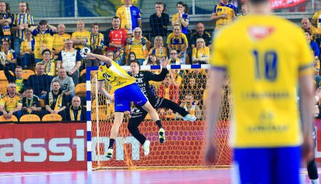 Remis w Hali Legionów i koniec marzeń o Lidze Mistrzów. Industria Kielce 32:32 OTP Bank-Pick Szeged (55:58 w dwumeczu)