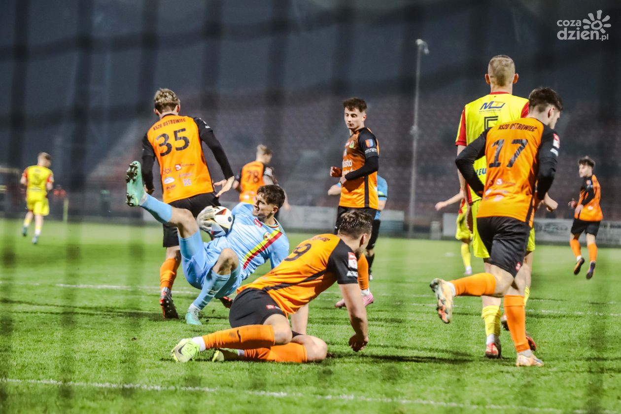 KSZO 1929 Ostrowiec Św. - Korona II Kielce [ZDJĘCIA]