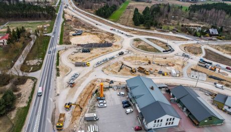 Ruch wahadłowy na DK73 w Morawicy z powodu budowy obwodnicy