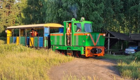 Tu kończy się kolejka wąskotorowa do Iłży. Na razie patrolują ją społecznicy