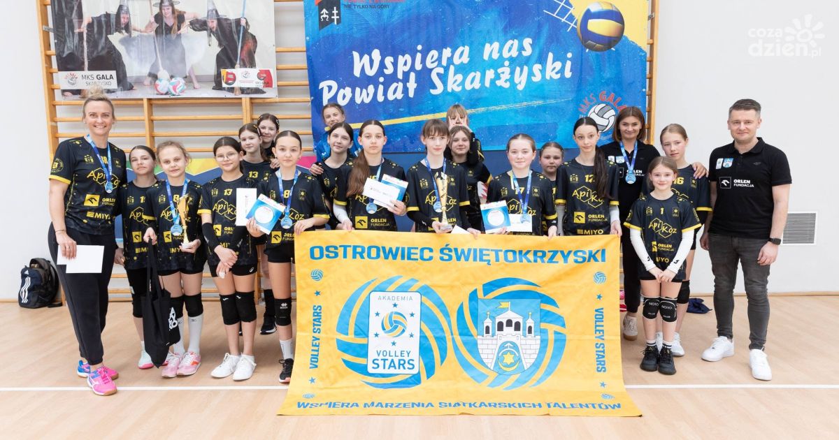Świetny występ Akademii Volley Stars Ostrowiec Świętokrzyski. Są awanse do finału ogólnopolskiego