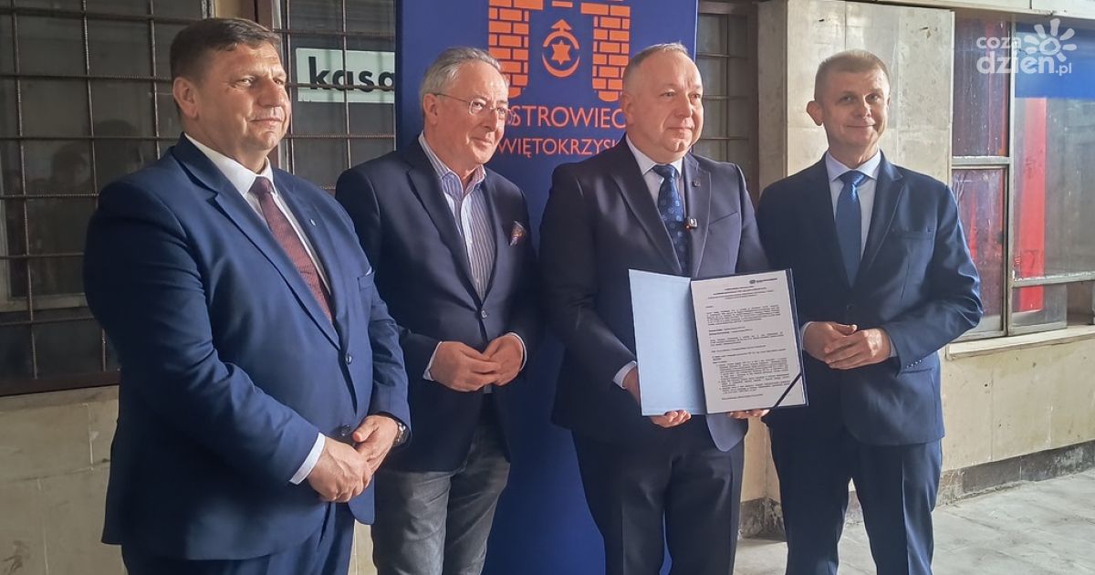 W stuleciu PKP zapadły ważne decyzje dla ostrowieckiego dworca. Bo kolej jest trendy