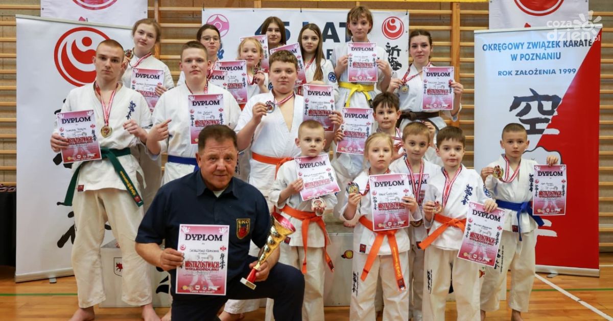 Karatecy ze Skarżyska trzecią drużyną w Wielkopolsce