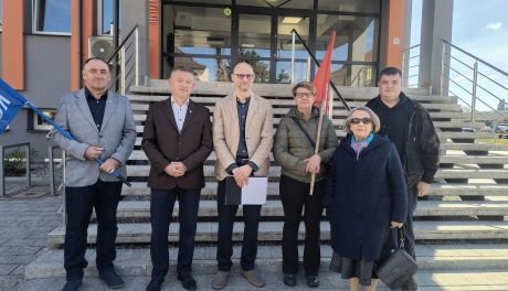 Działacze Konfederacji Korony Polskiej chcą zmian w ostrowieckim programie Ostra Karta