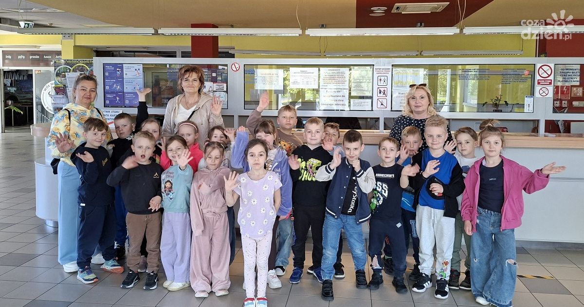 Przedszkolaki rozpoczęły przygodę nad wodą