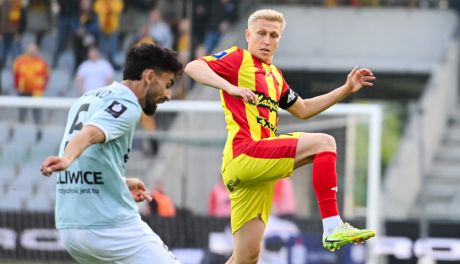 Festiwal niewykorzystanych sytuacji i błędów sędziowskich odebrał Koronie trzy punkty. Korona Kielce 1:1 Piast Gliwice