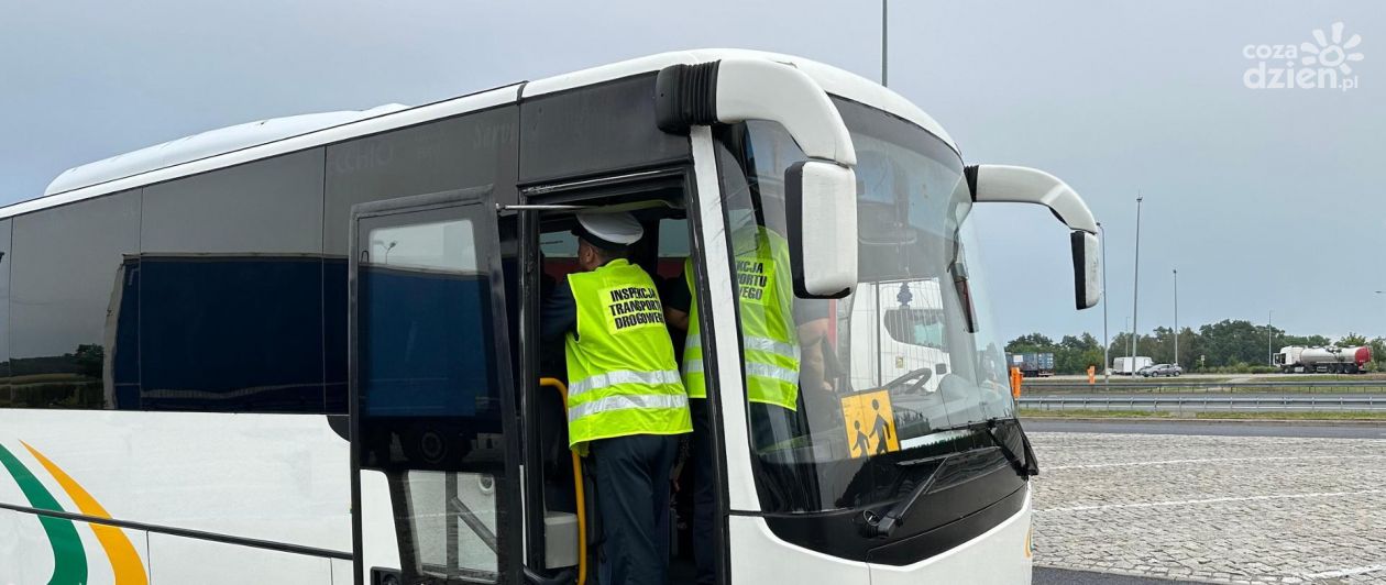 Zepsuty autokar i opóźniony wyjazd