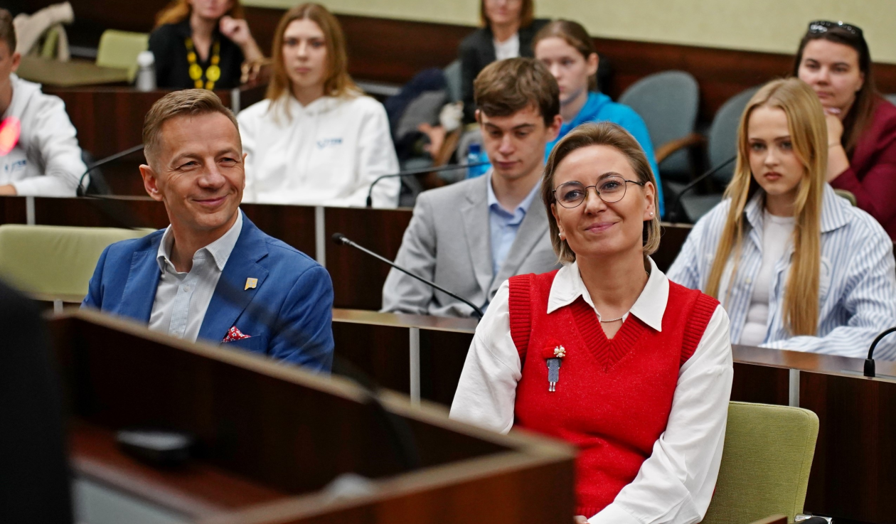 Minister do spraw społeczeństwa obywatelskiego przybyła do Kielc