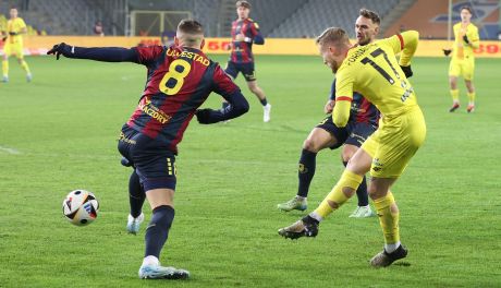 Ekstraklasa zakończyła granie w tym roku. Korona Kielce spędzi przerwę zimową w strefie spadkowej 