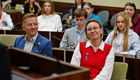 Minister do spraw społeczeństwa obywatelskiego przybyła do Kielc