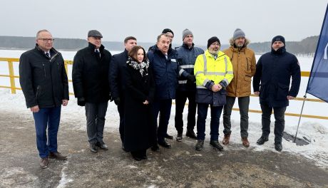 Zalew w Cedzynie: po miesiącach prac jest finał. Co z kąpielami latem?