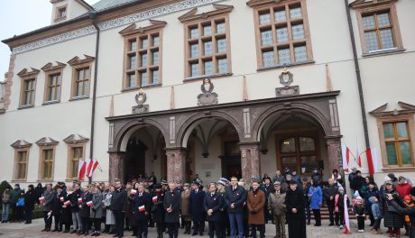 Mieszkańcy Kielc wspólnie odśpiewali hymn Polski